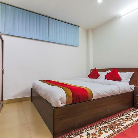 Oyo 358 Hotel Rose Star Катманду Екстер'єр фото