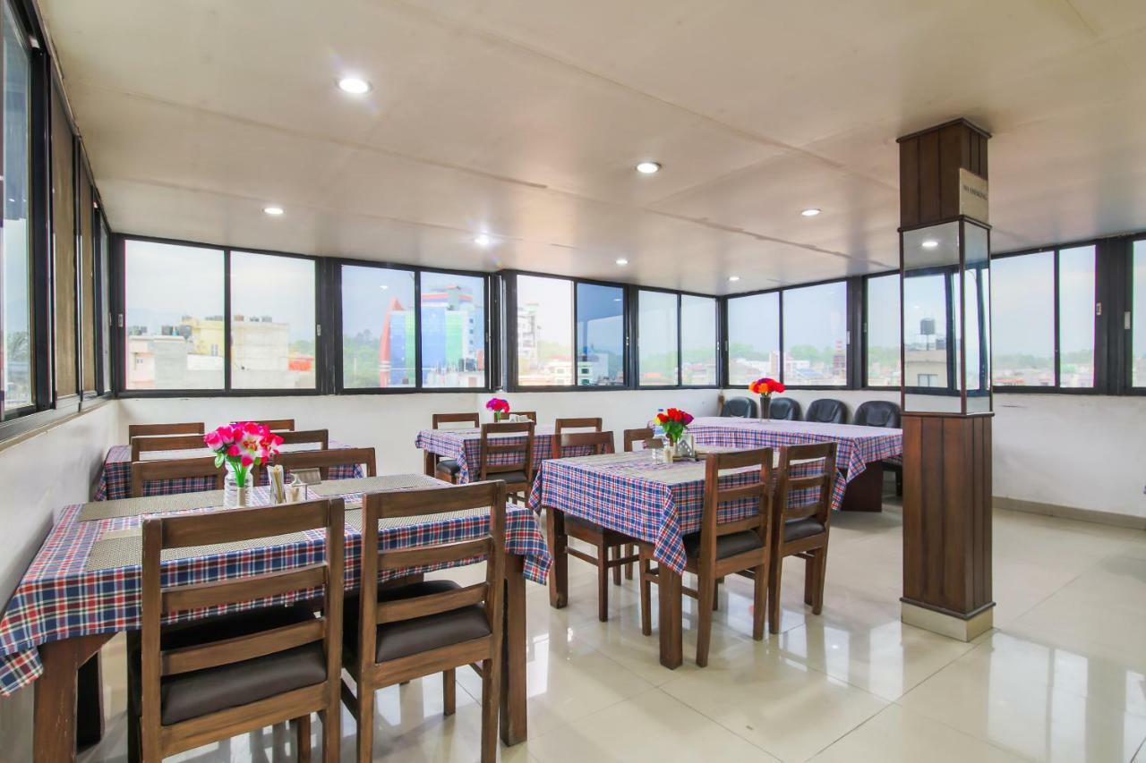 Oyo 358 Hotel Rose Star Катманду Екстер'єр фото