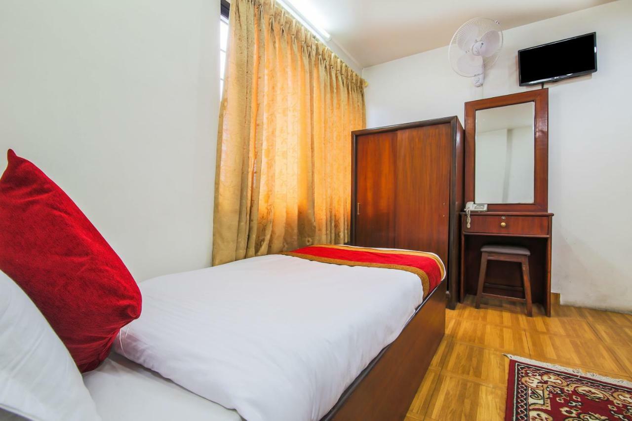 Oyo 358 Hotel Rose Star Катманду Екстер'єр фото